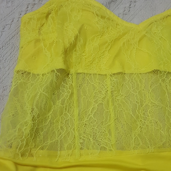 🌶 Forever 21 NWT Yellow Bodysuit🌶 - Picture 3 of 6